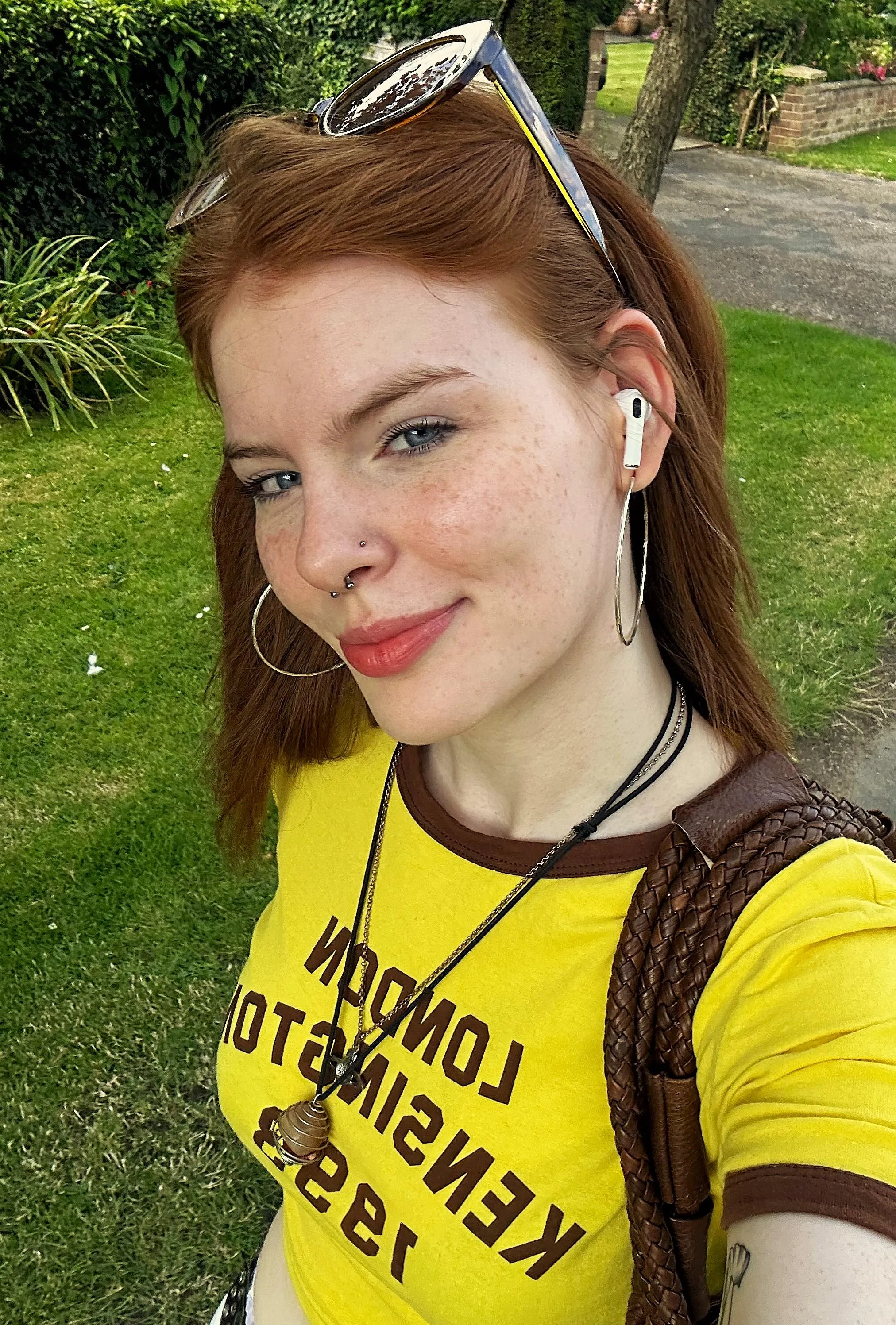 This freckles makes me prettier right? [IRTR]