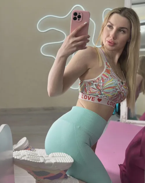 who knew milf status looked this good