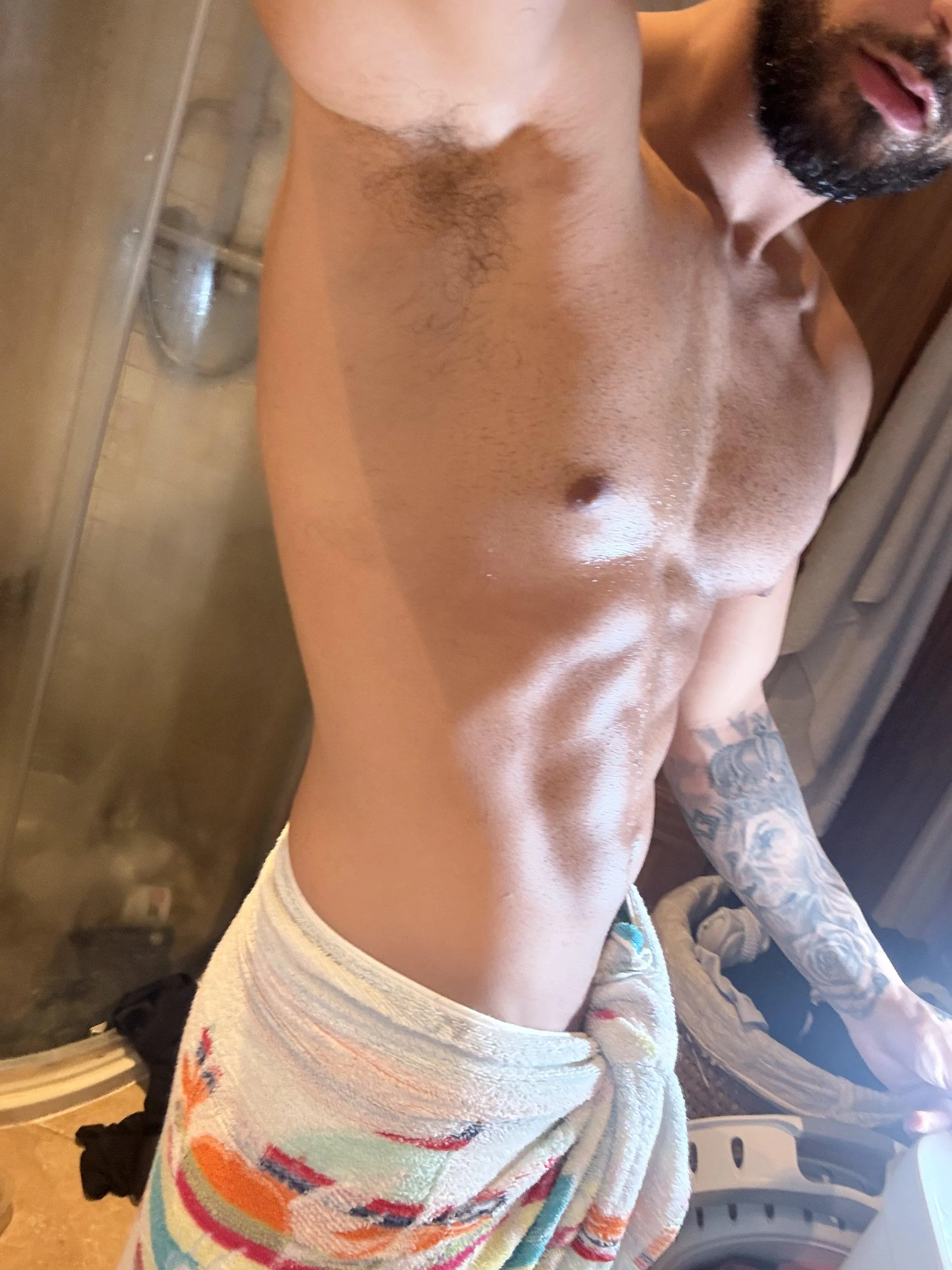 20m wanna lick, i won't tell someone