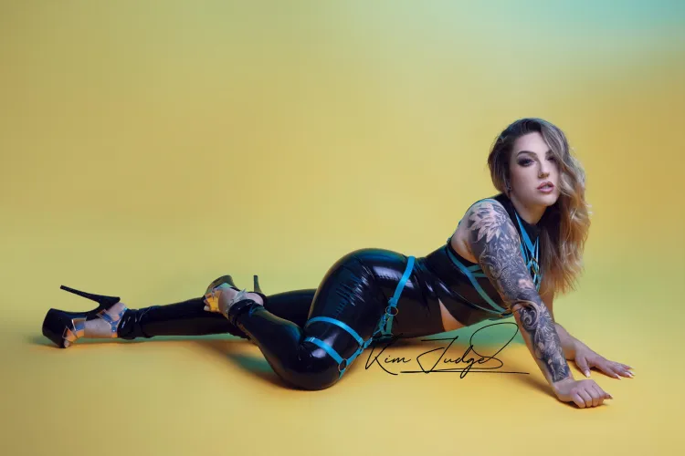 Blue harness on black latex. y or n?