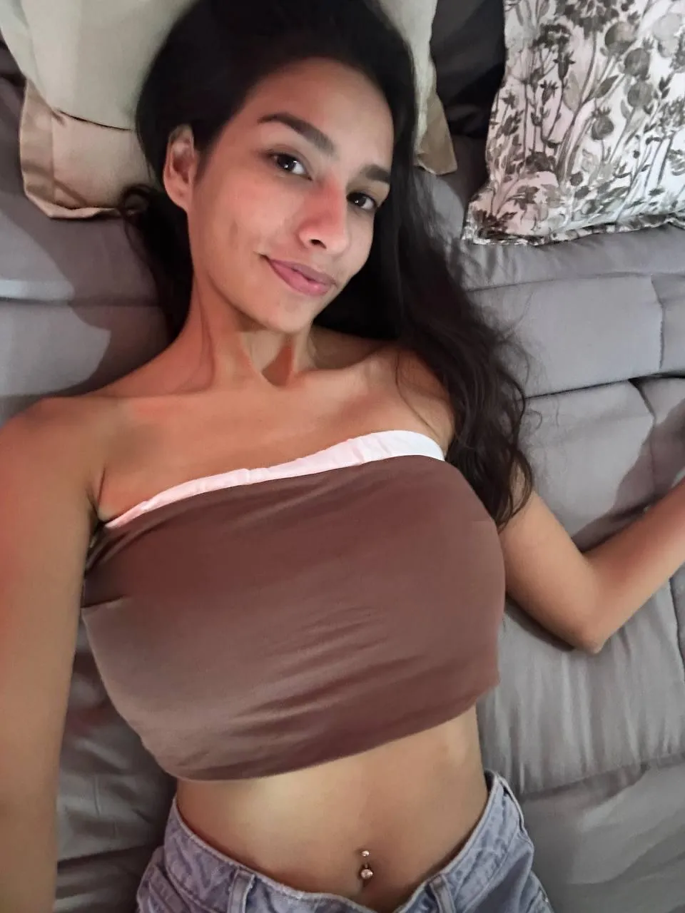 Busty Latina teen