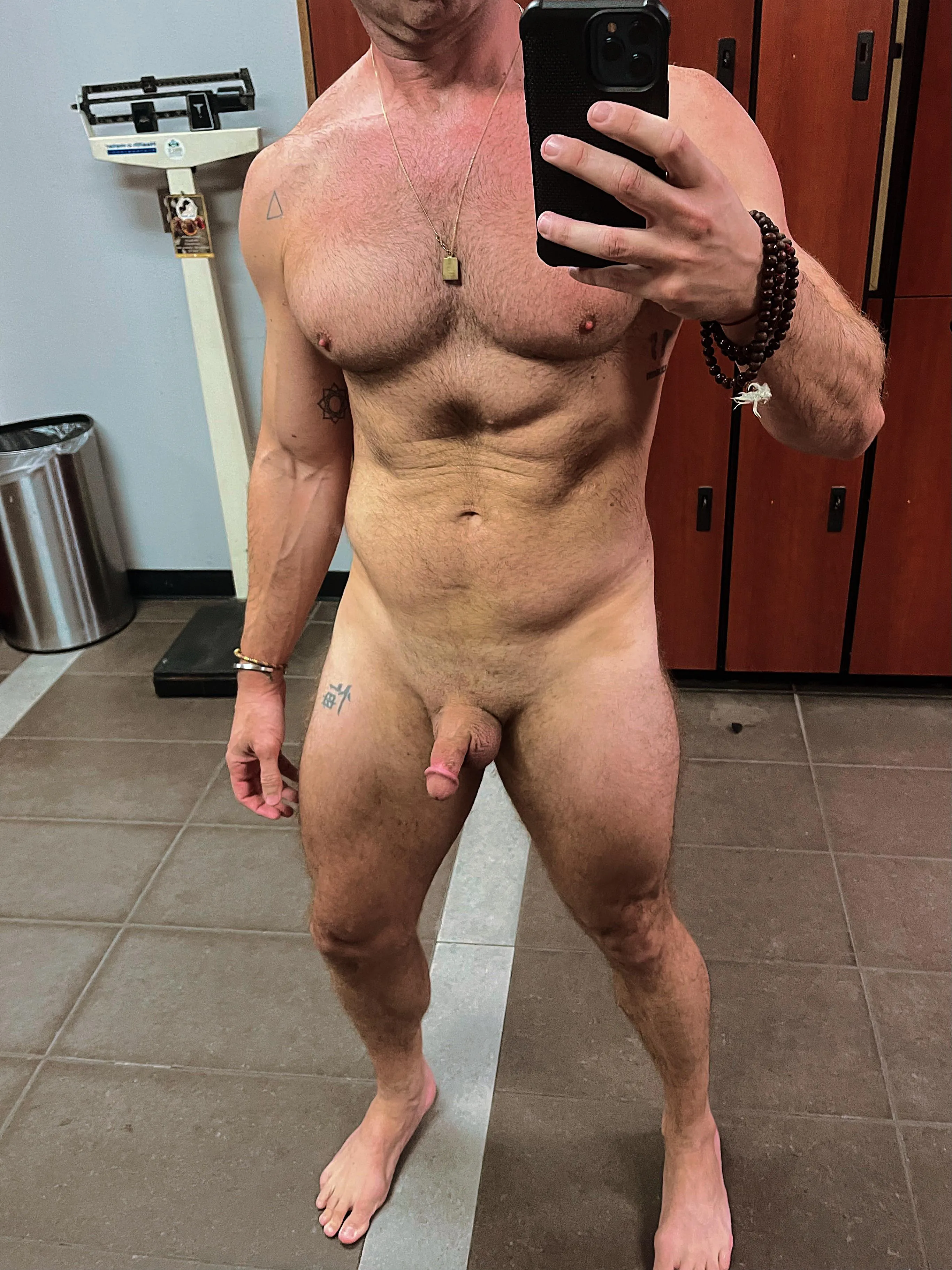 gym nude for my atx friends