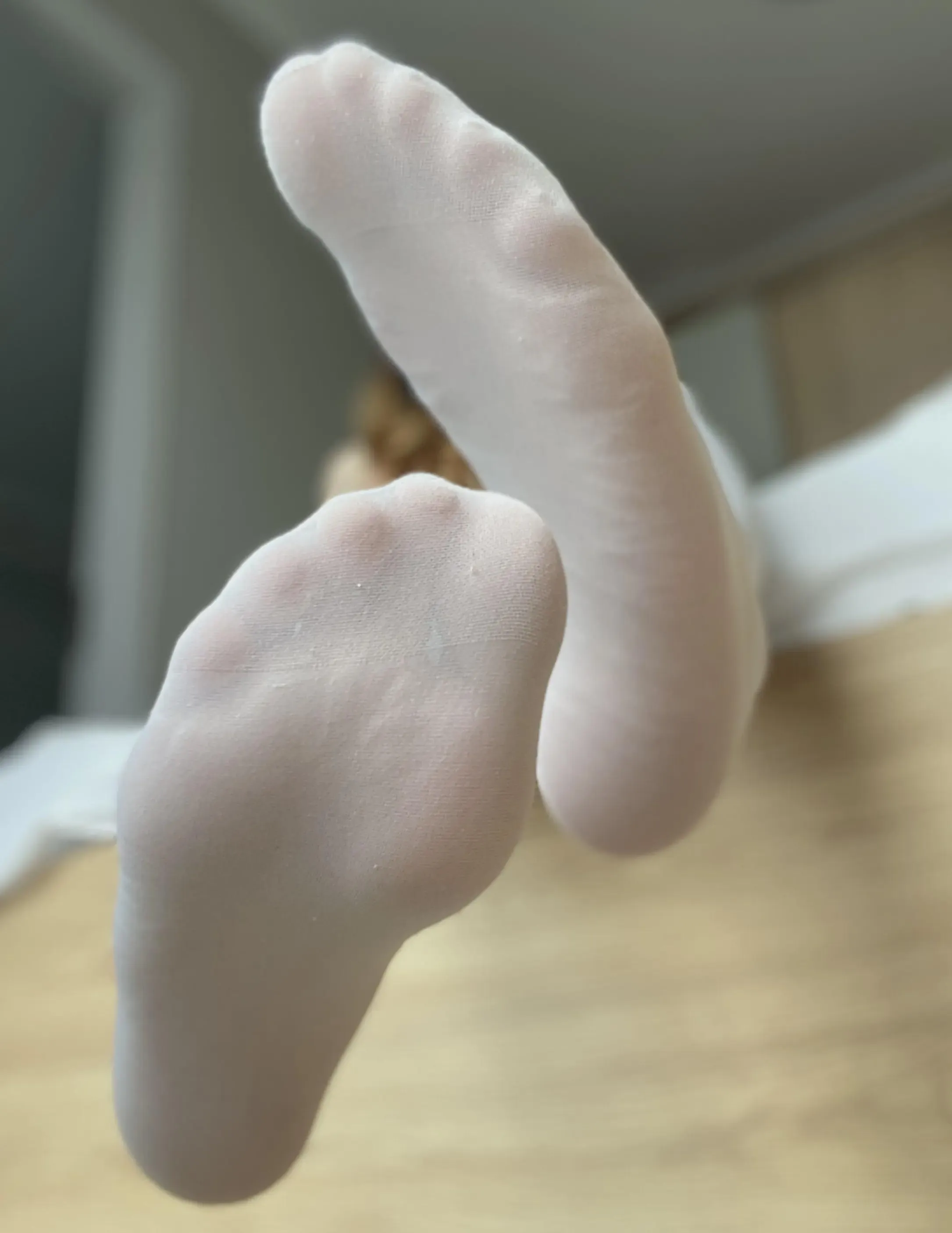 how do my feet look in these nylons