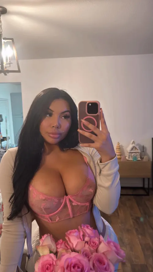 32DDD Tiddies