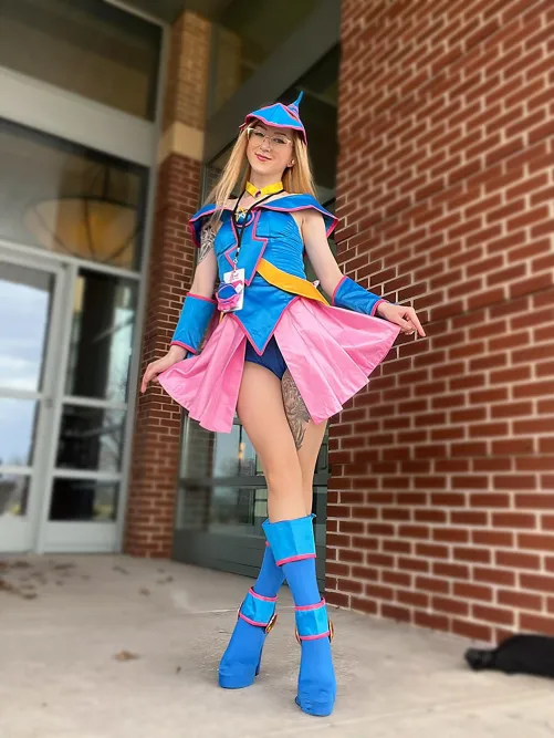 Cosplaying as the Dark Magician Girl from Yugioh ! [self]