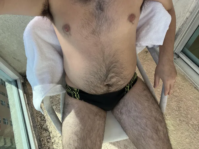 First time wearing a speedo, how do i look? (21)