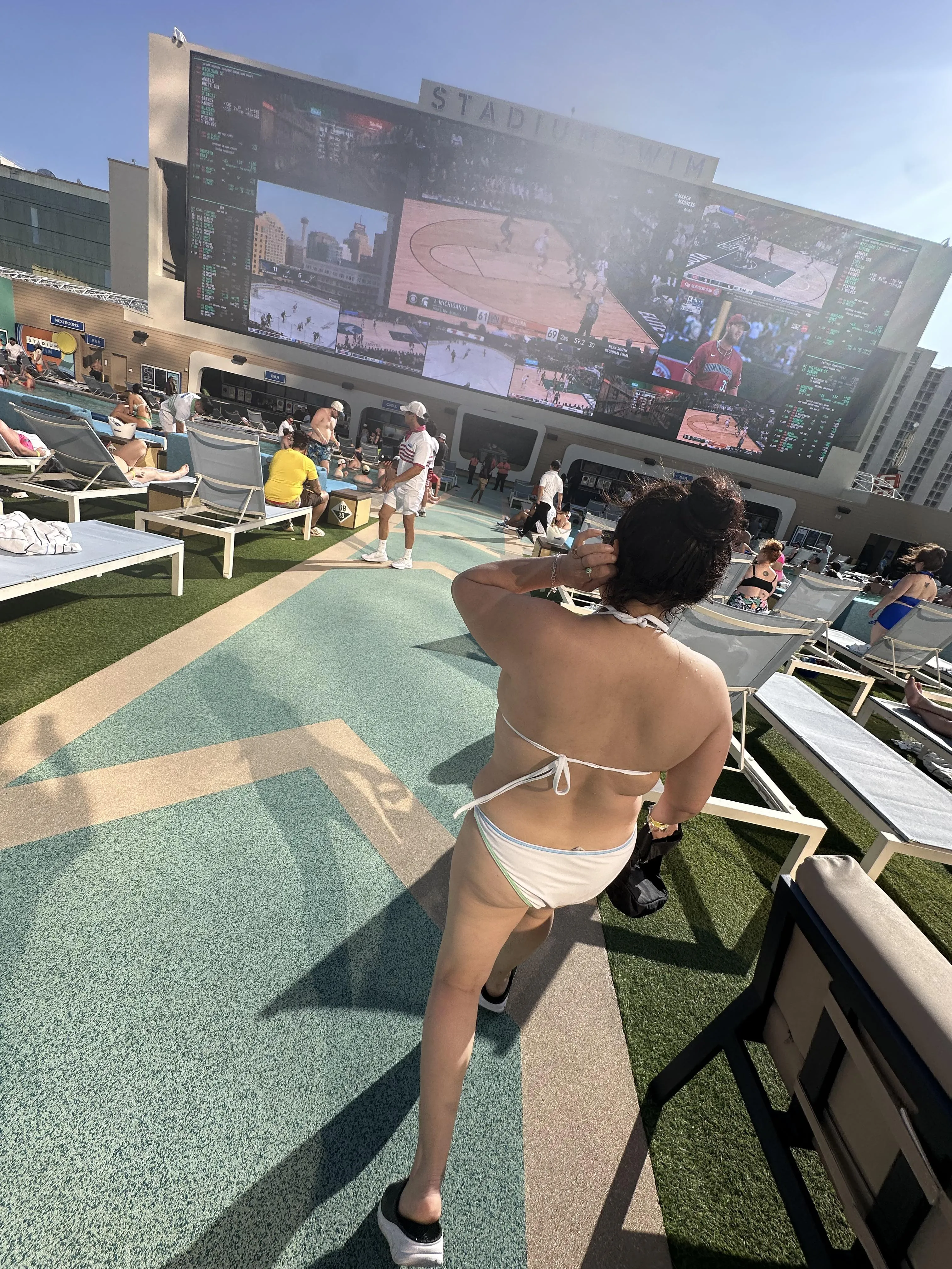 Girlfriend in circa [mf4mf]