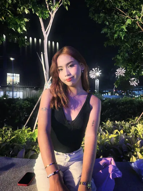 hi there, first time posting here!