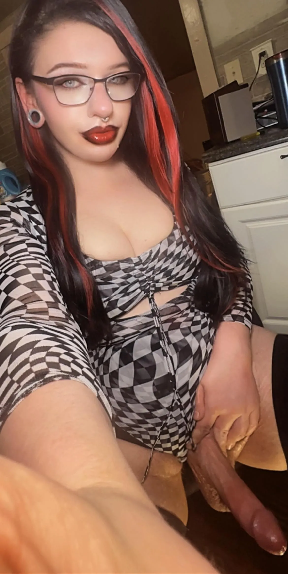 How badly do you wanna suck Mommy’s cock?