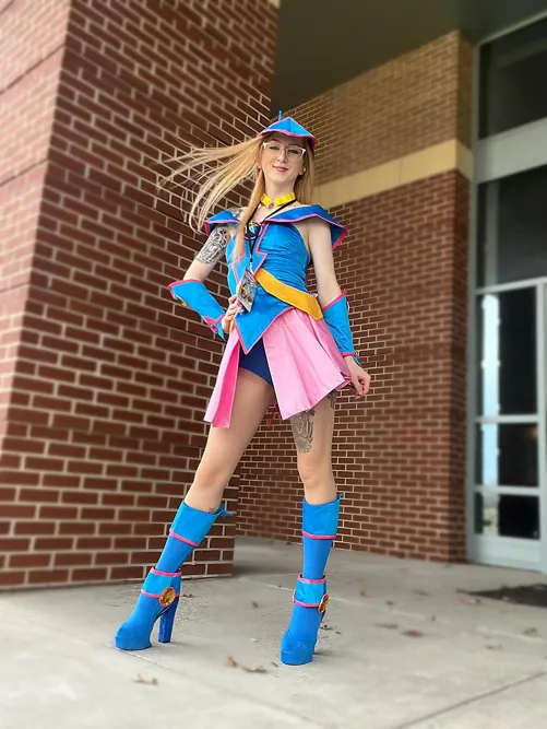 I had so much fun in my dark magician girl cosplay!!