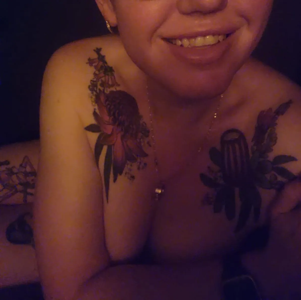 I need more reasons to smile. Wanna be mine?