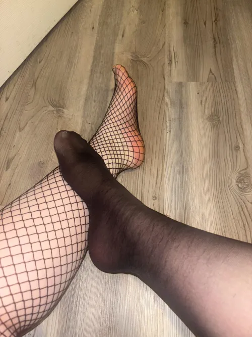 Left or right? I bet it’s still smaller