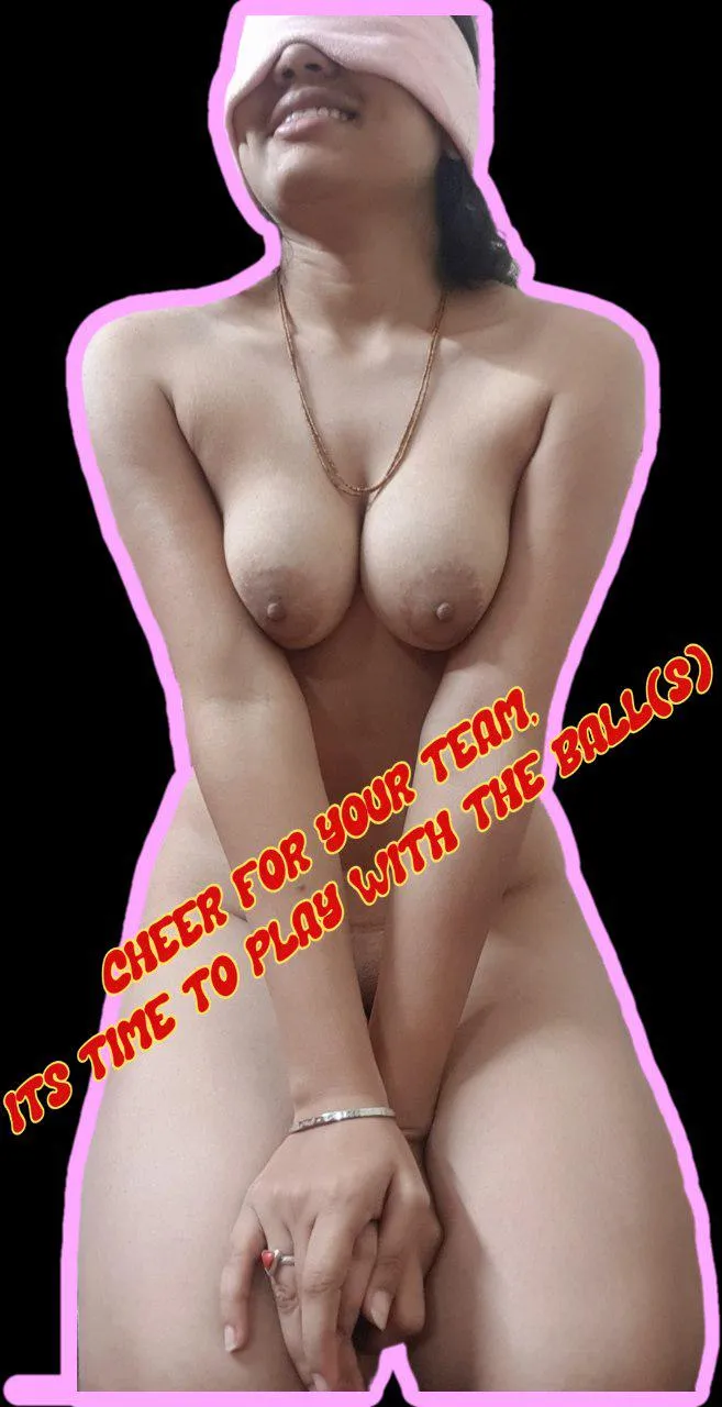 Let the game begins 🏏🍑