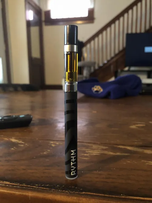 Modern flower live resin