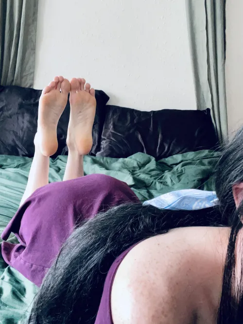 My soles wanted to say hello. 🤭🖤