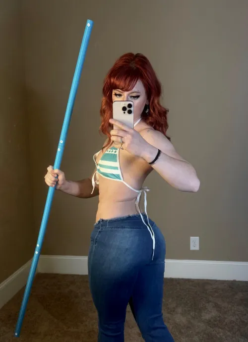 Nami as ur waifu? <3