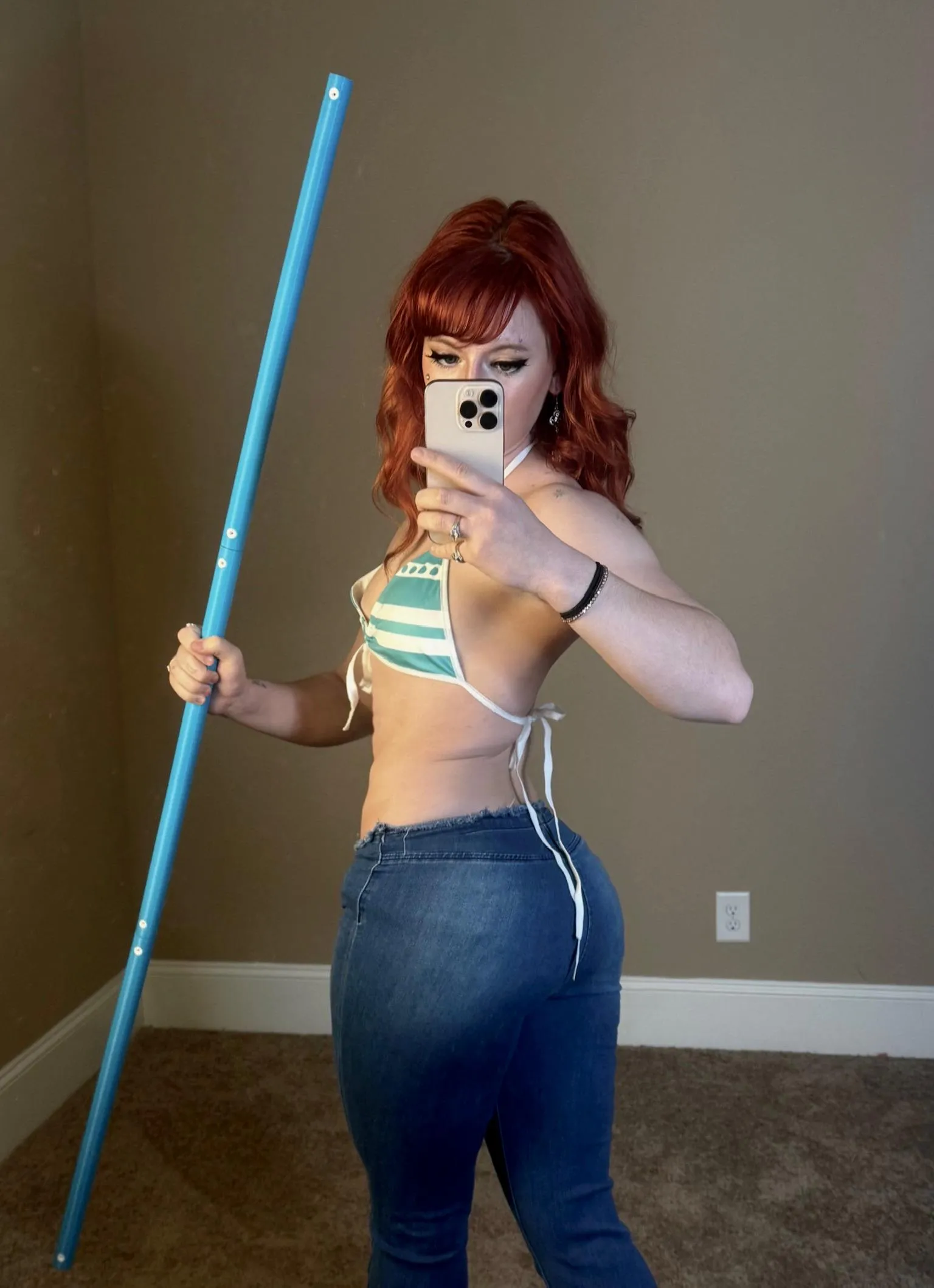 Nami as ur waifu? <3