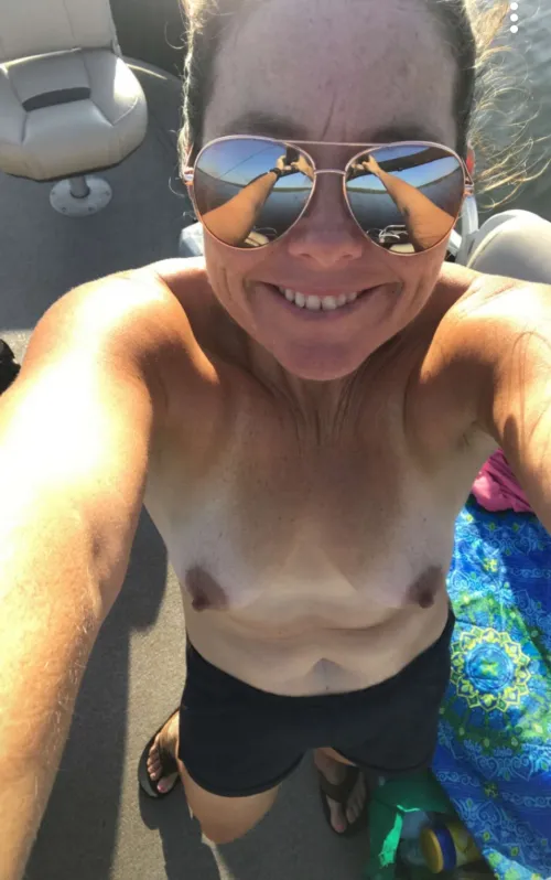 She's trying to get rid of the tanlines😒