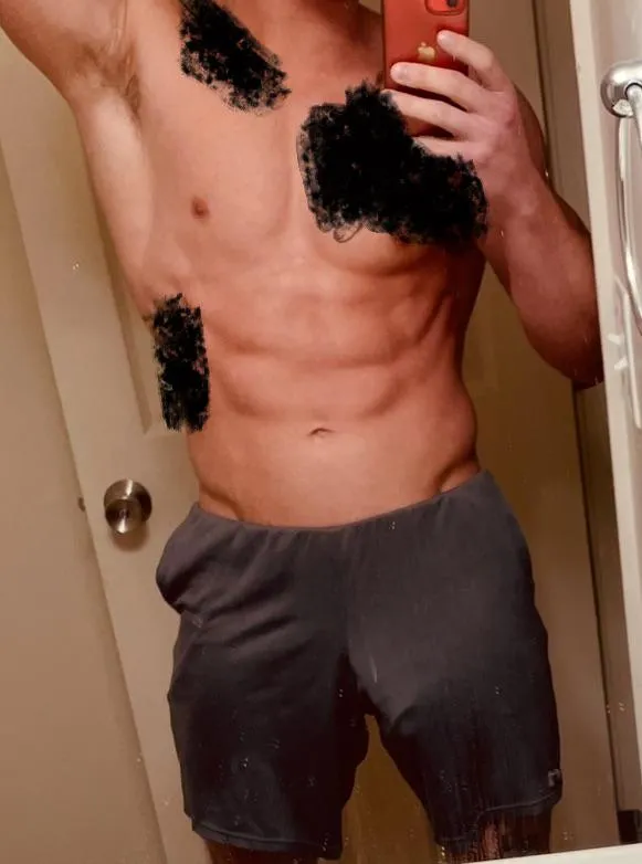 Visitor April 1-9 26M4F/MF