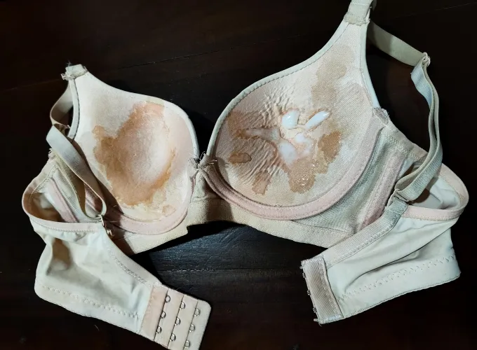 17th load on her bra. Love how the previous pool left the colour on the other side.