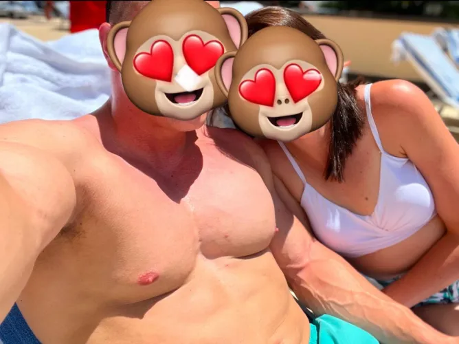 32 Year Old MF Couple- Brand new to Swinger Lifestyle- Very good looking- Very Fit- Professional Careers- Want another very similar inexperienced couple- Prefer Smaller/Average 🍆