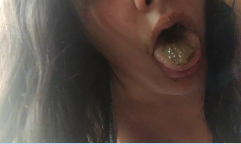 (F) My fav kind of chocolate snack!