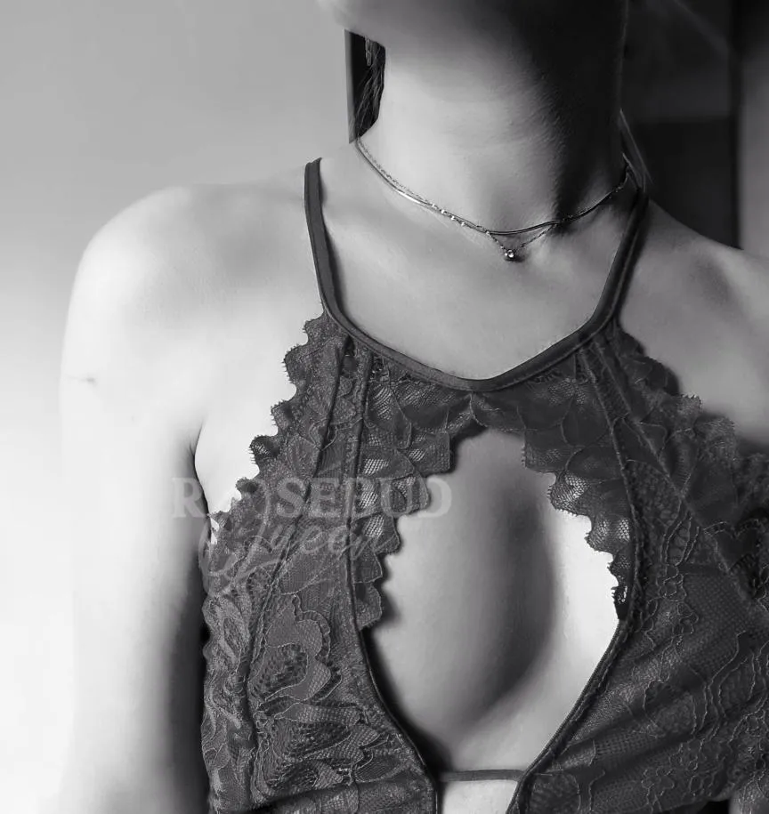 [F34] Que penses tu d’une jeune maman coquine ?