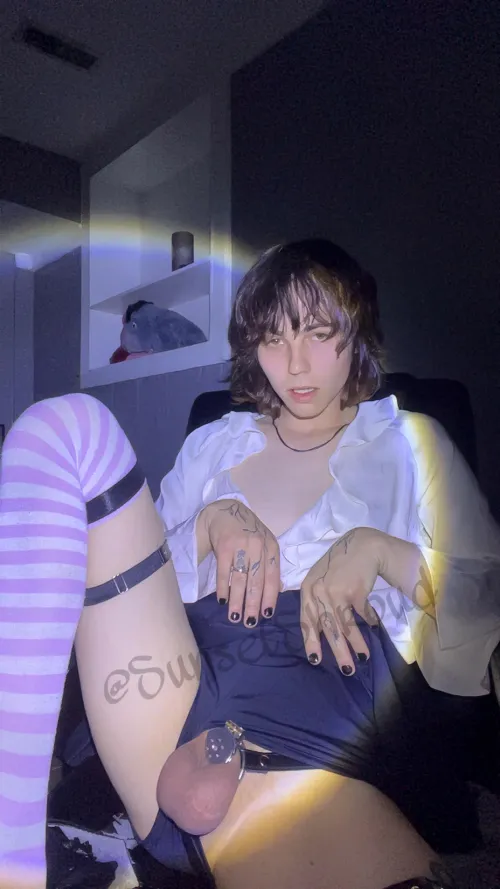 It’s a little tight… might need some help getting out.