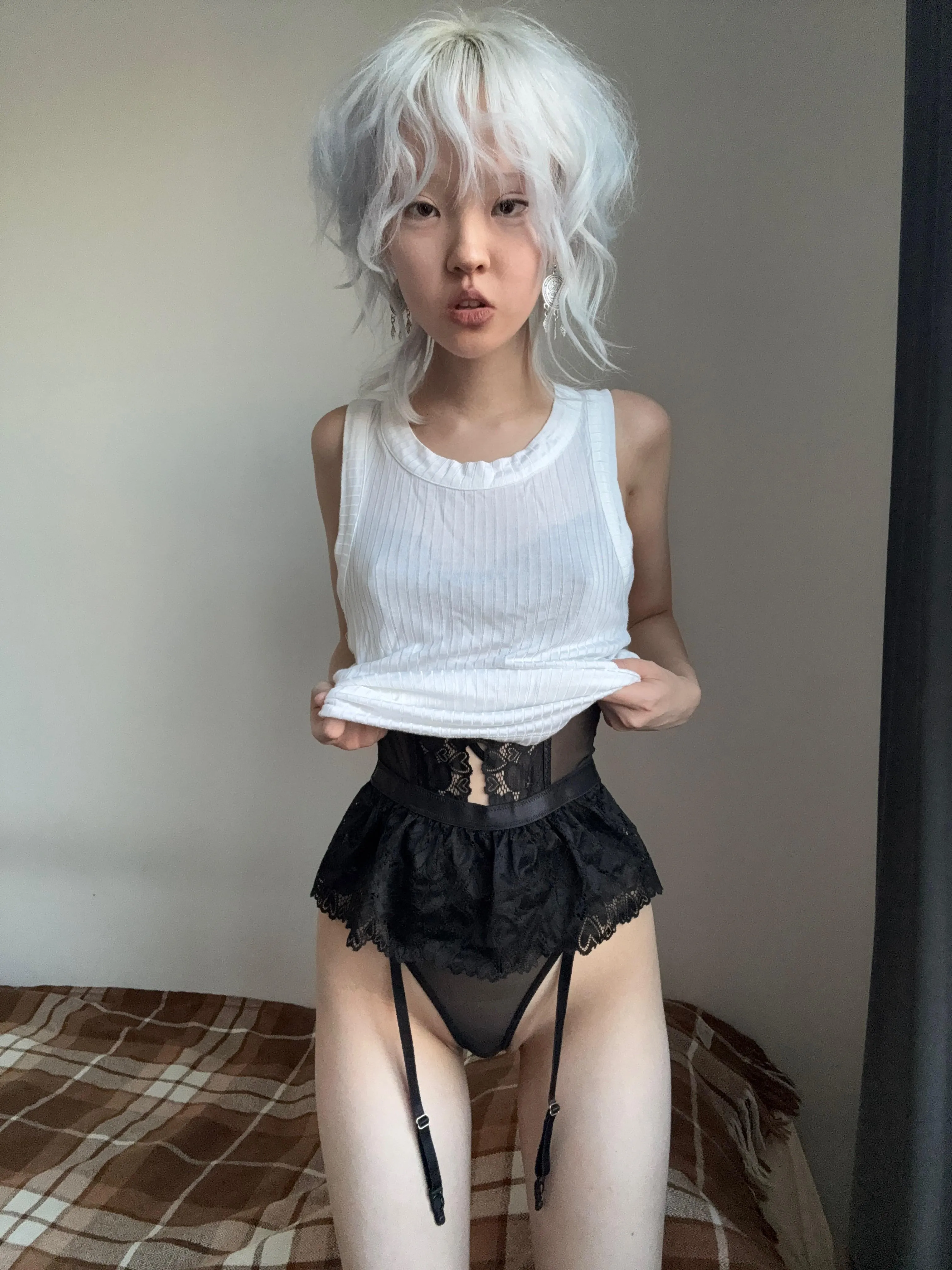 lay flat on my lap and prepare to be milked