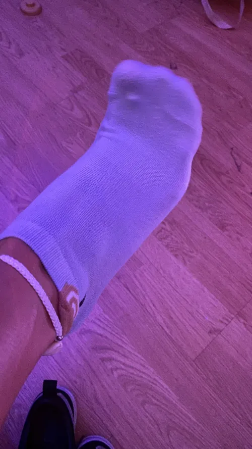 They are beautiful in violet light, imagine them without anything