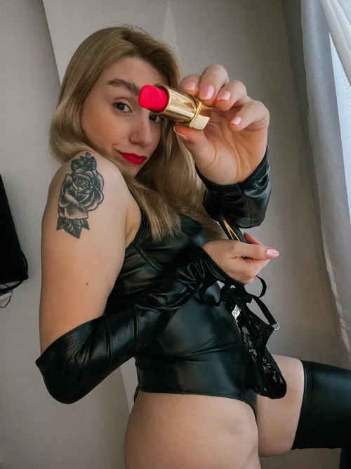 Who wants to be the sluttiest sissy this weekend?