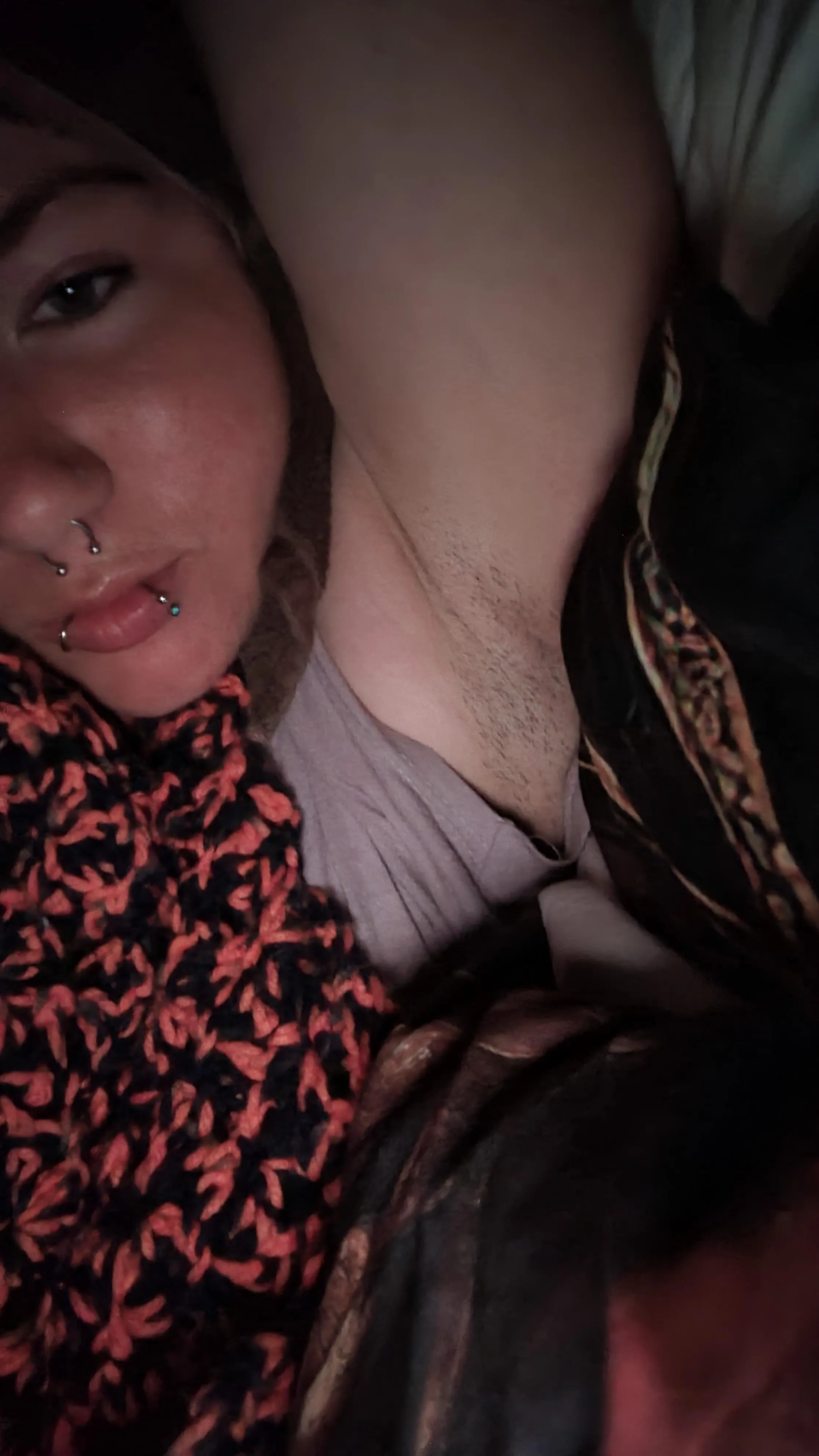 All make my crease wet so you can slide in to my stubble smooth but rough