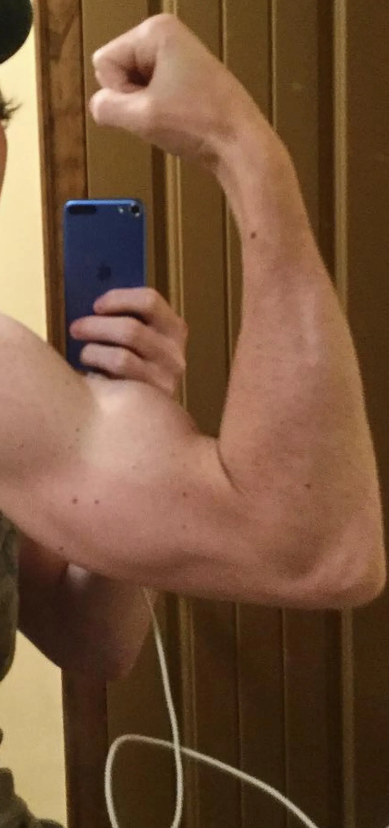 23dom, i need a lowsend sub to sloowly mind fuck..