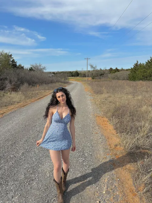 backshots in a sundress🤭