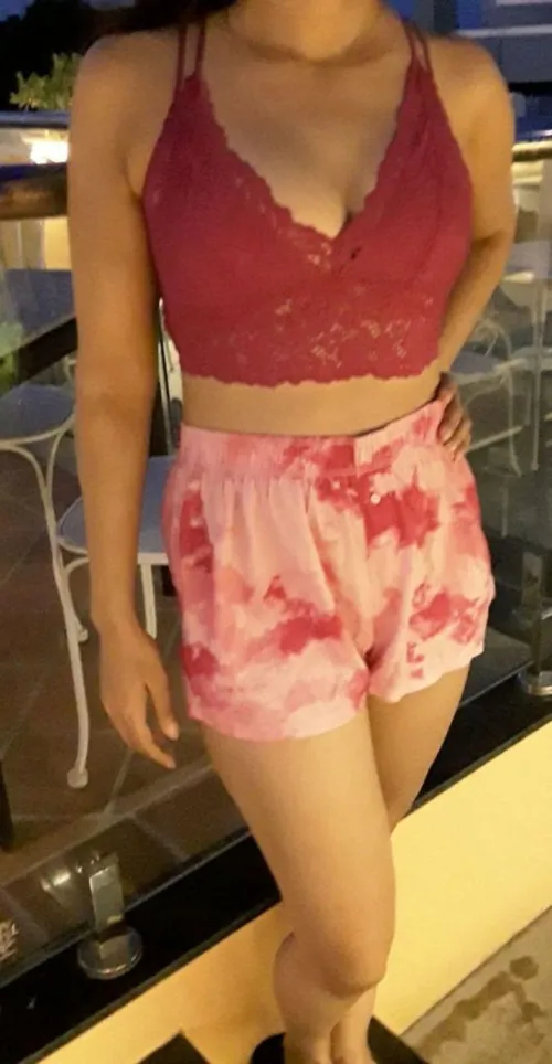 Dressed to Impress, Out to Be Possessed