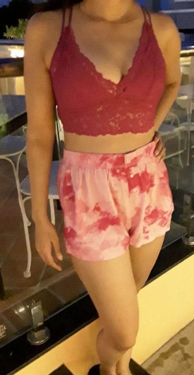 Dressed to Impress, Out to Be Possessed