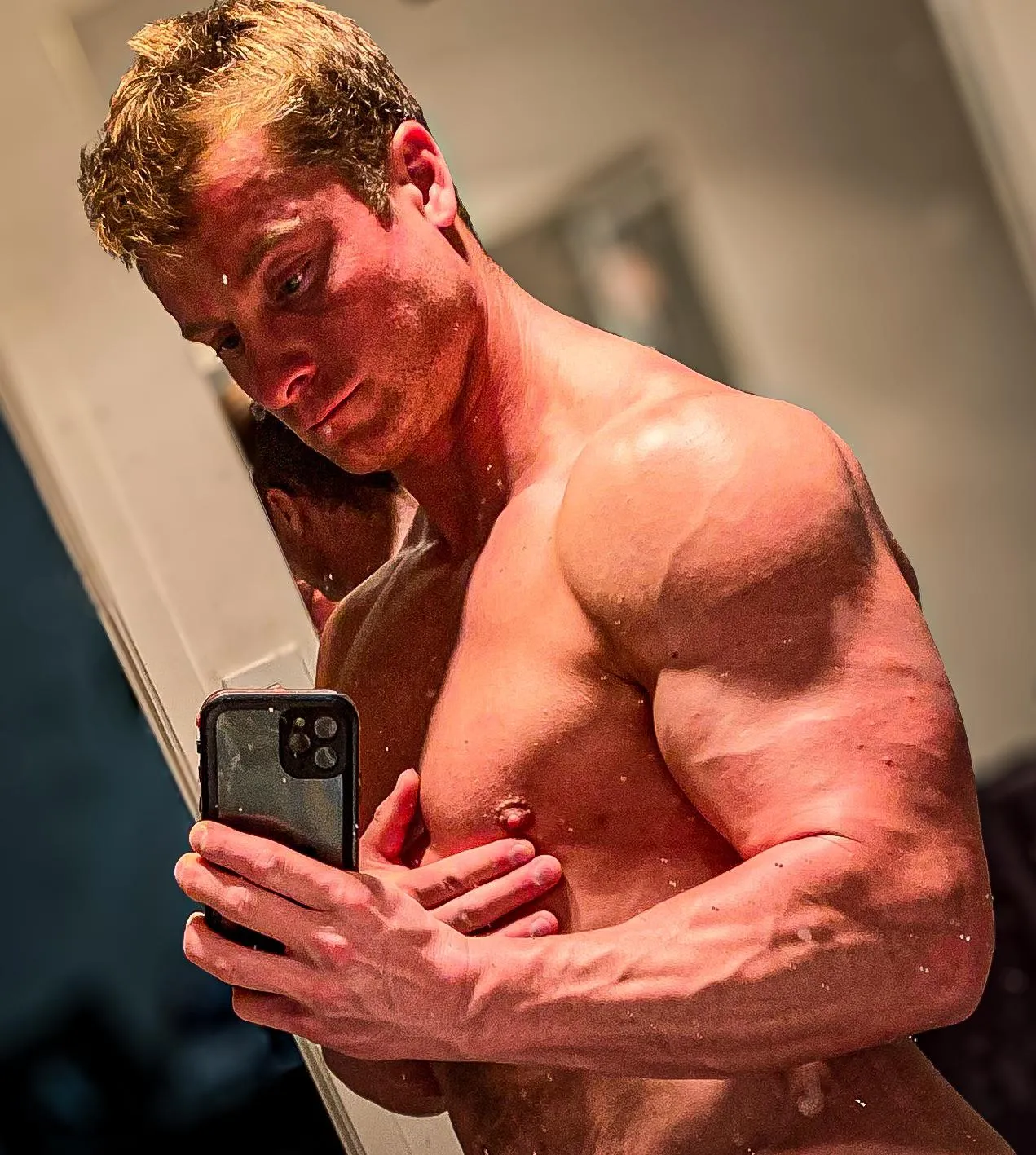 Sorry, Monday — I only lift hearts and heavy things.🫠