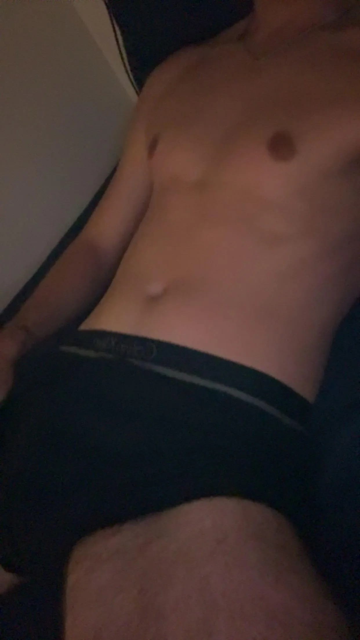 You know you crave validation from superior men so get in my dms and let’s just chat - I won’t even have to ask for a tribute by the time I’m done with you you’ll be begging master for the privilege to send all on your own (26)