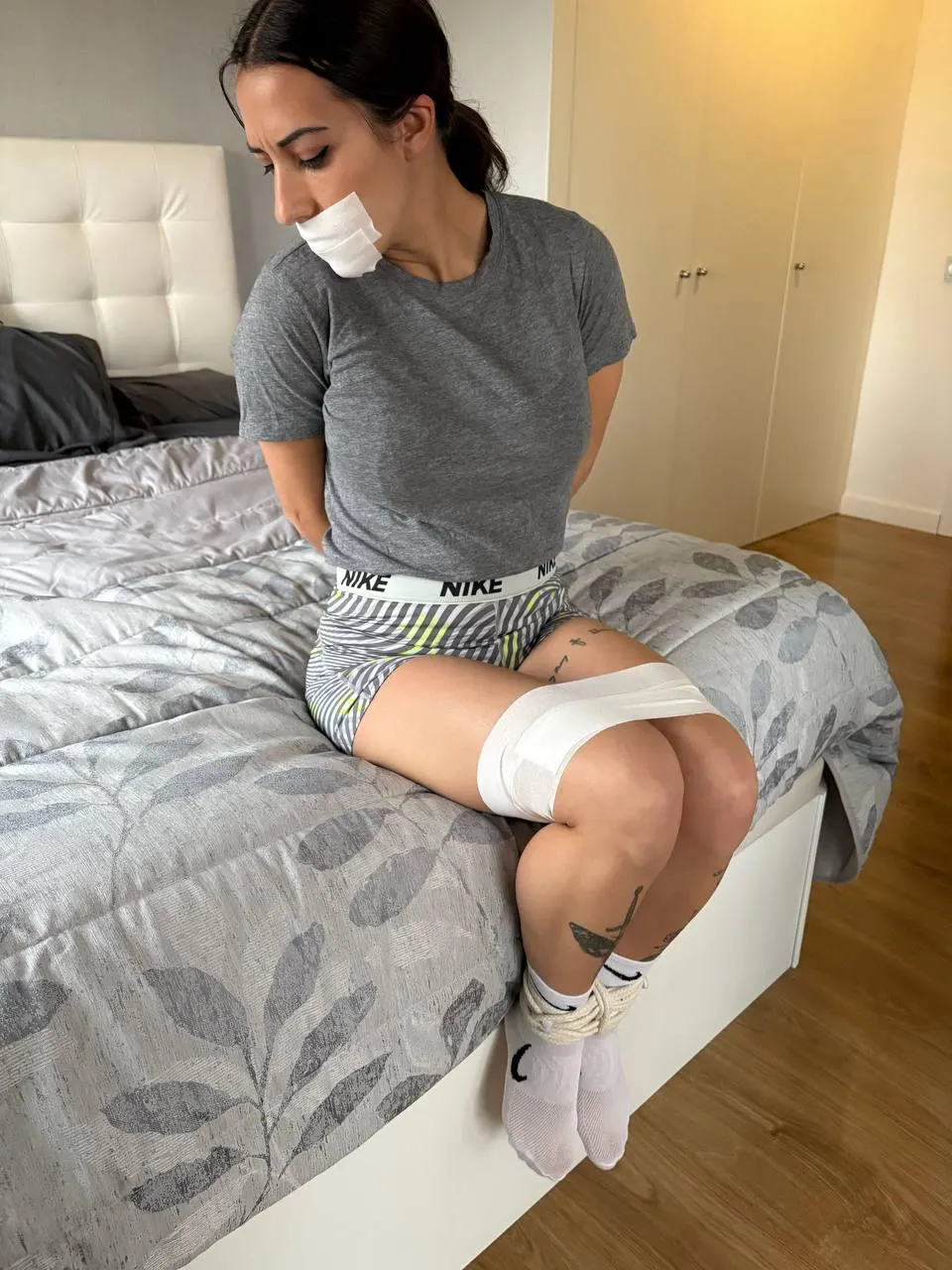 I fainted while doing a squat, and I'm here, please help me.