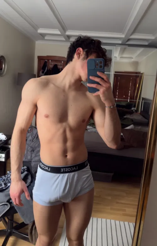 Who wants to suck my cock in the morning?