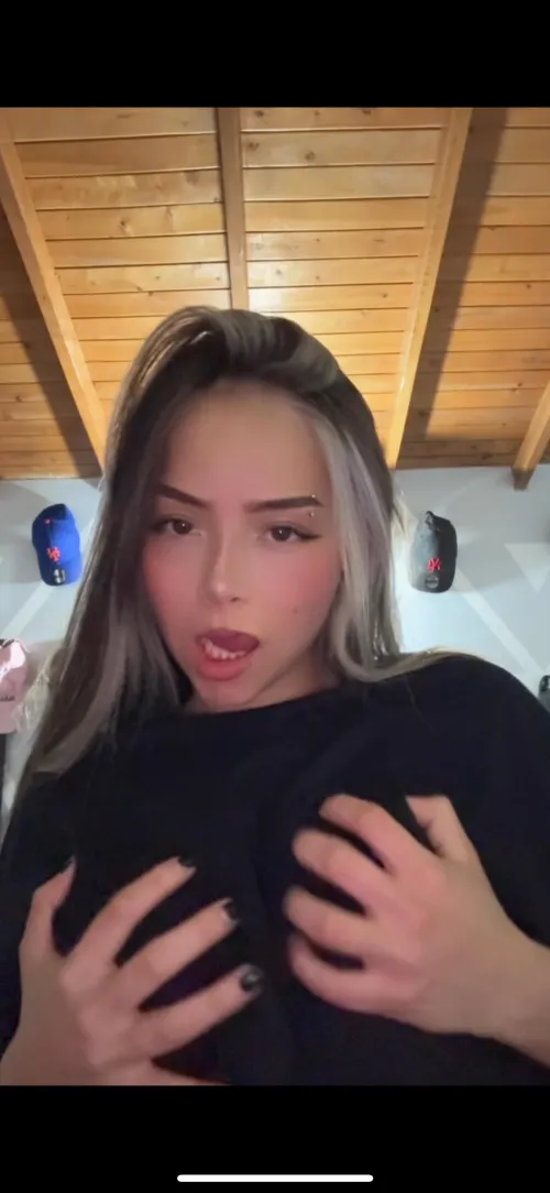 I love my dirty clothed nights 🔥