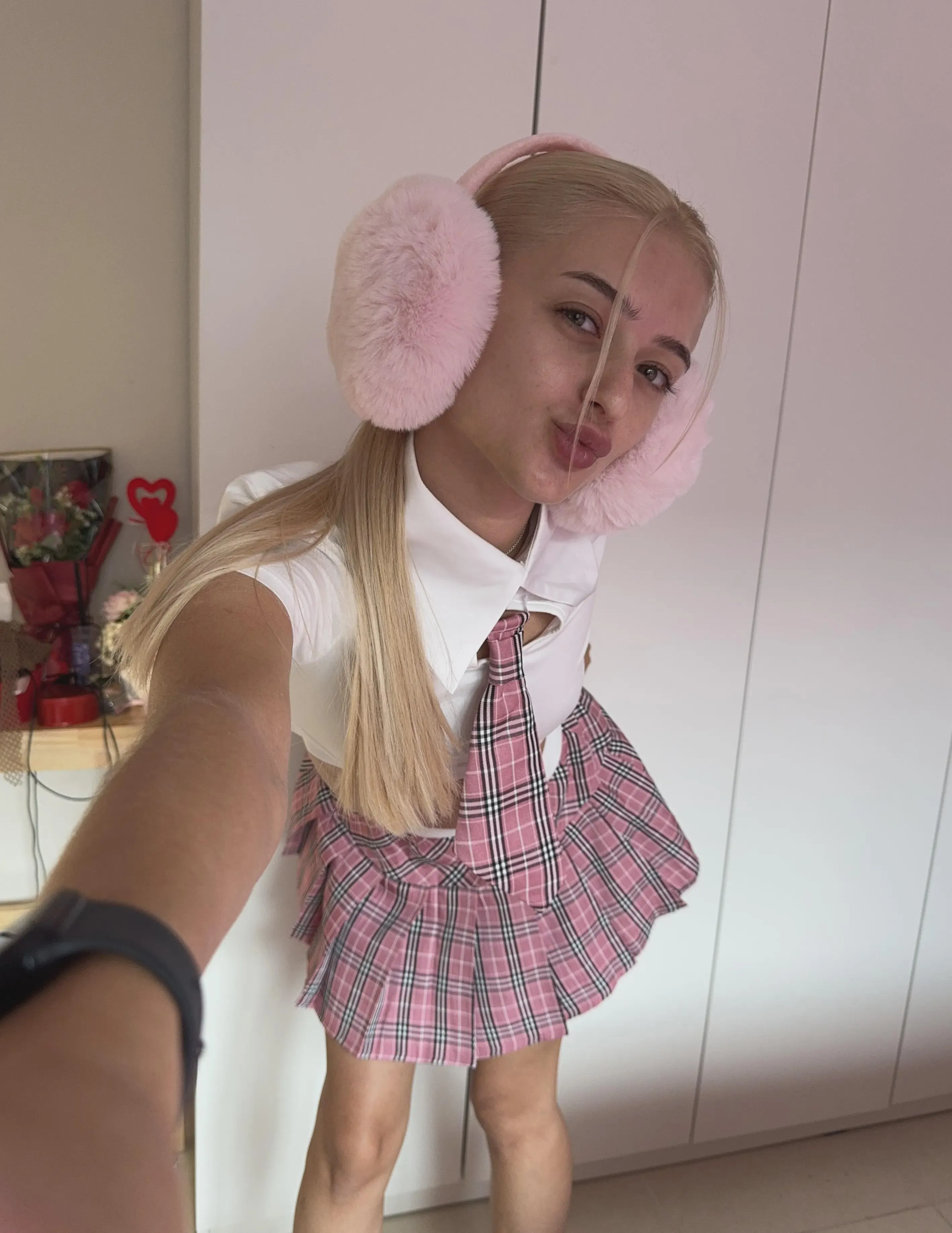 Took a picture for daddy before college