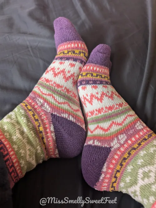 I almost forgot to post my Easter socks 💜