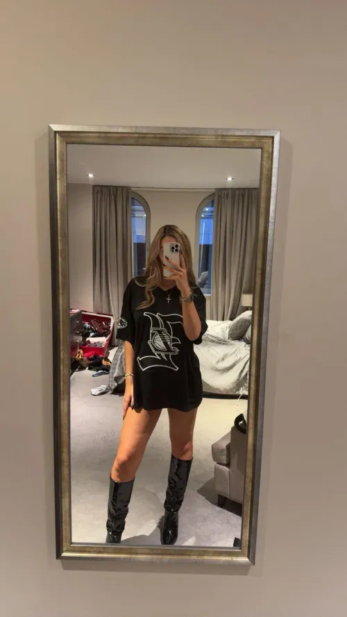 Made sure to wear my boots xx