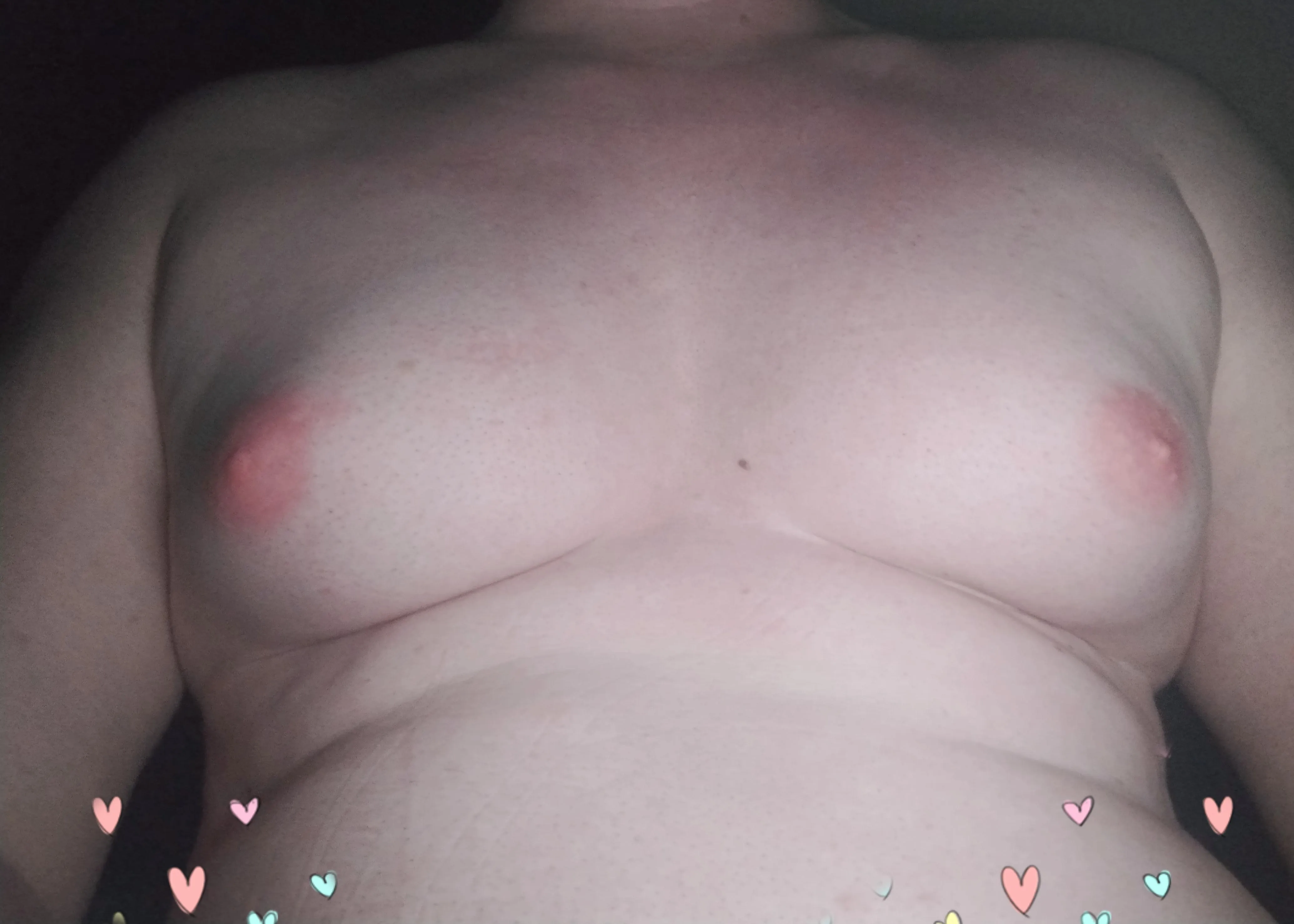 Moi allongée... Toi au dessus... Tu vois ça tu fais quoi ? Raconte 🤫