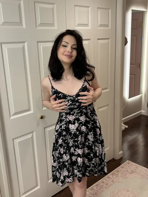 Any curious Redditors want to try girlcock?