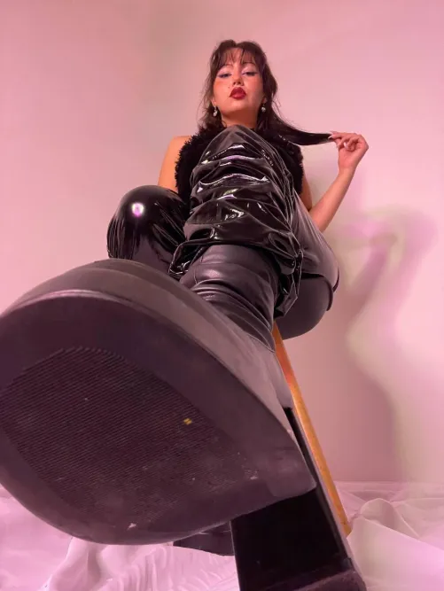 i don’t even have to step on you to make you feel worthless under my boots