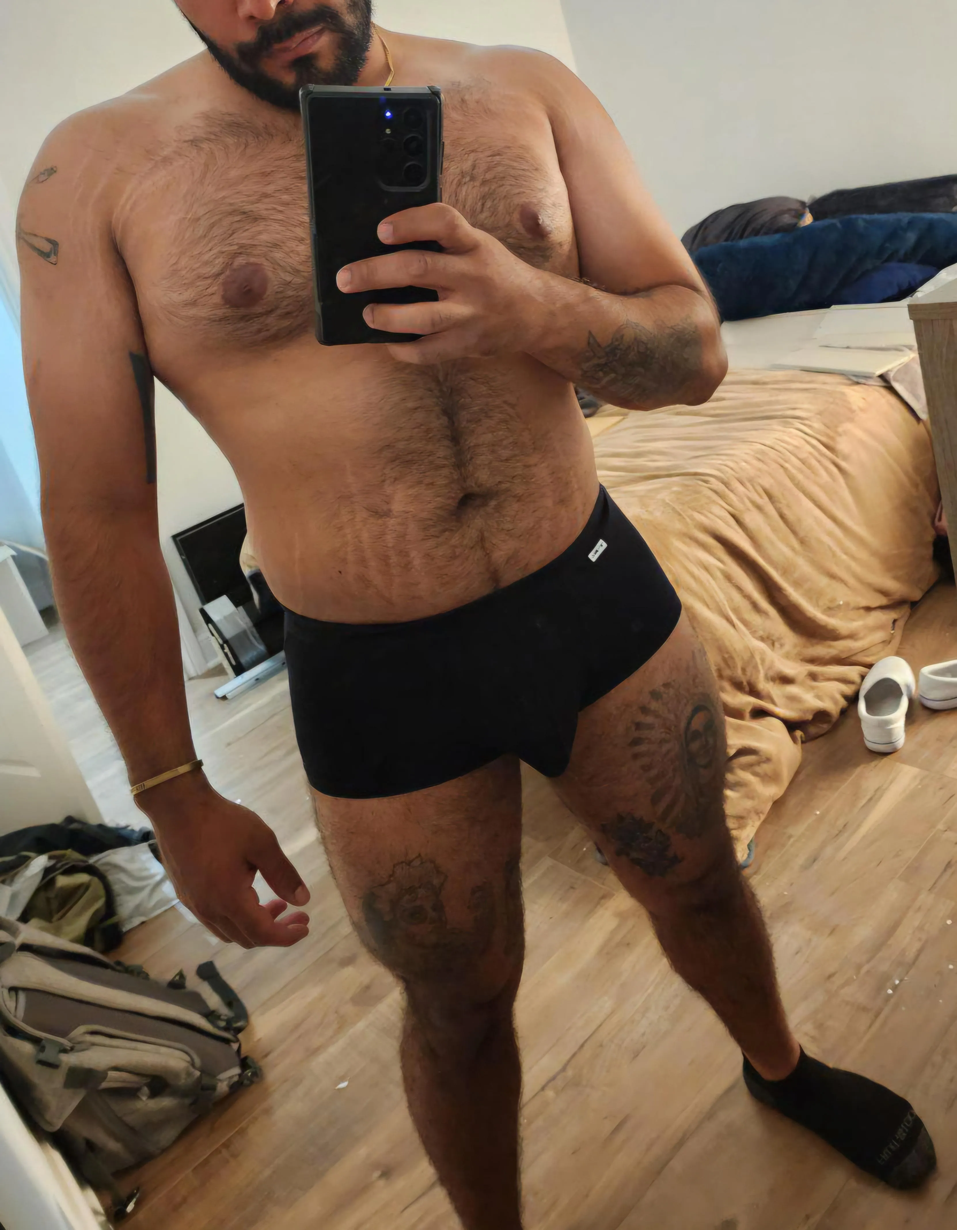 Come fill my new apartment with your moans