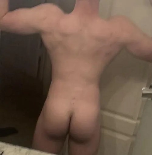 [22] looking for hookup