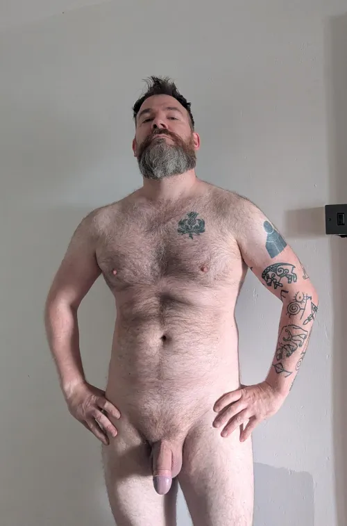 40 and feeling it! Look at those white hairs